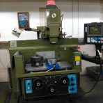 Makino KE55 CNC Vertical Machining Center